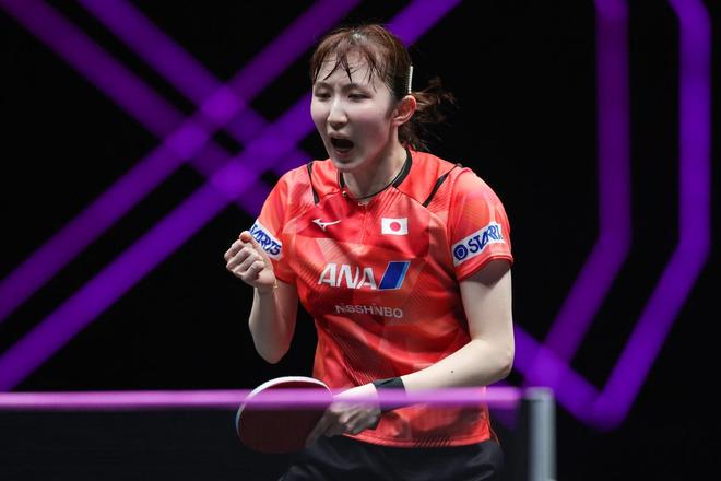 展一版更符 展一版更符