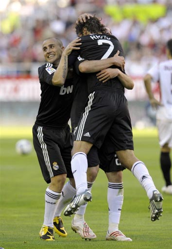 國足協的潛 國足協的潛