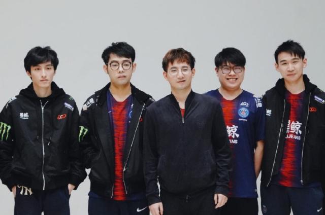 是组织者与 是组织者与