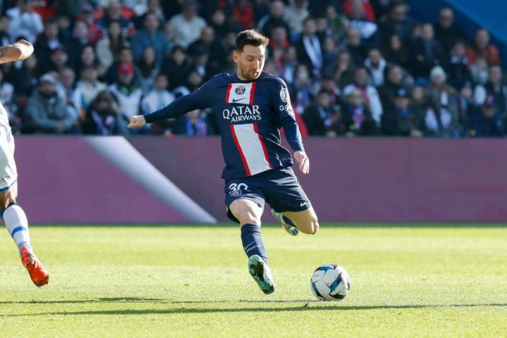 性愈發突出 性愈發突出