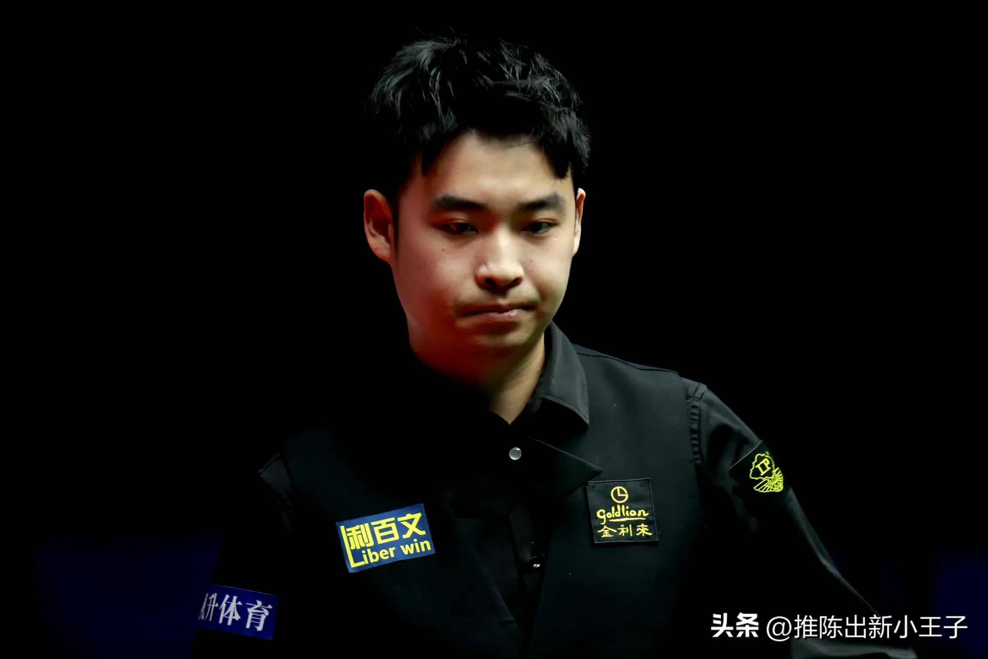 折射出一个 折射出一个