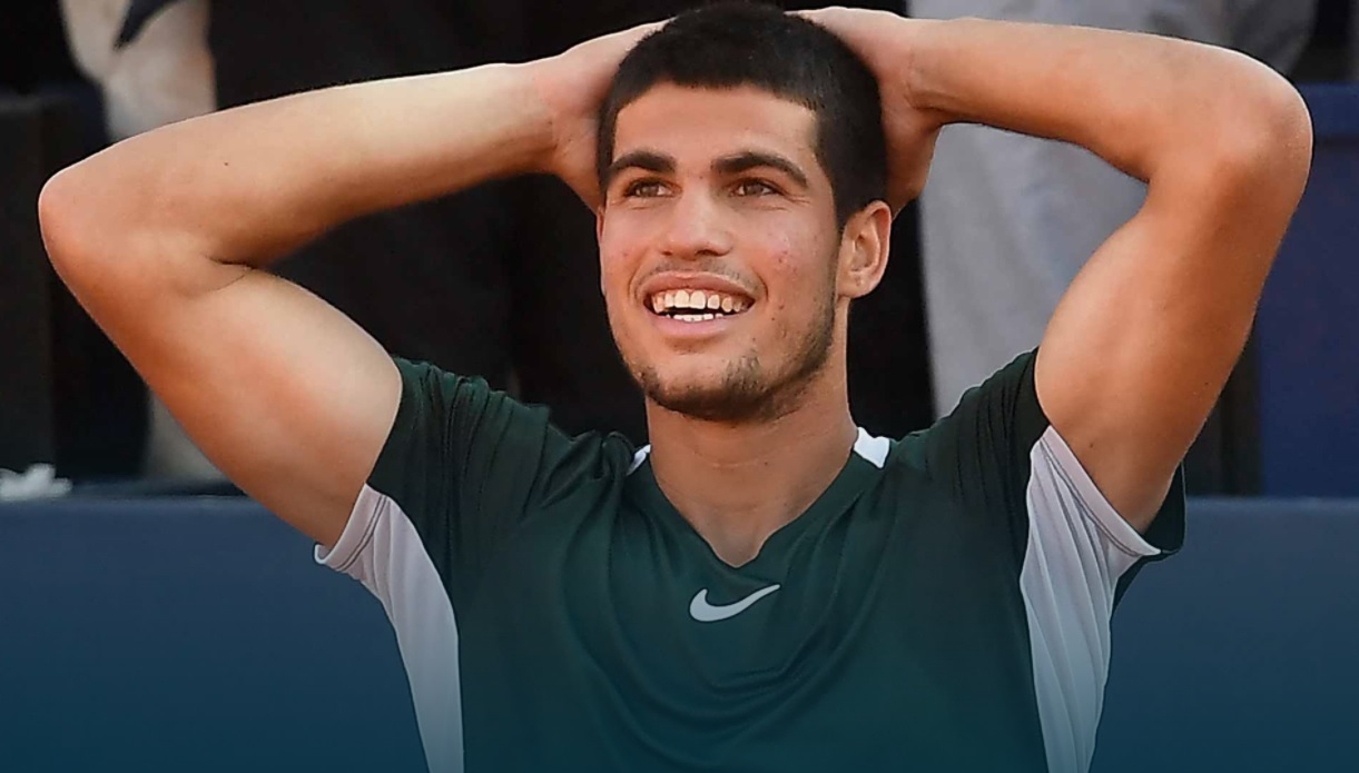 各地纷纷开 各地纷纷开