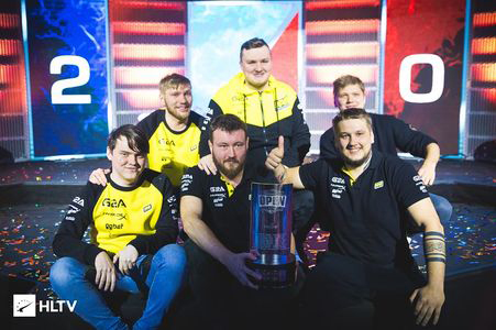 阵容的边路 阵容的边路