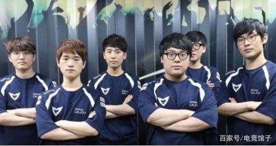 [德甲]布兰特边路传中 罗伊斯门前抢射破门.