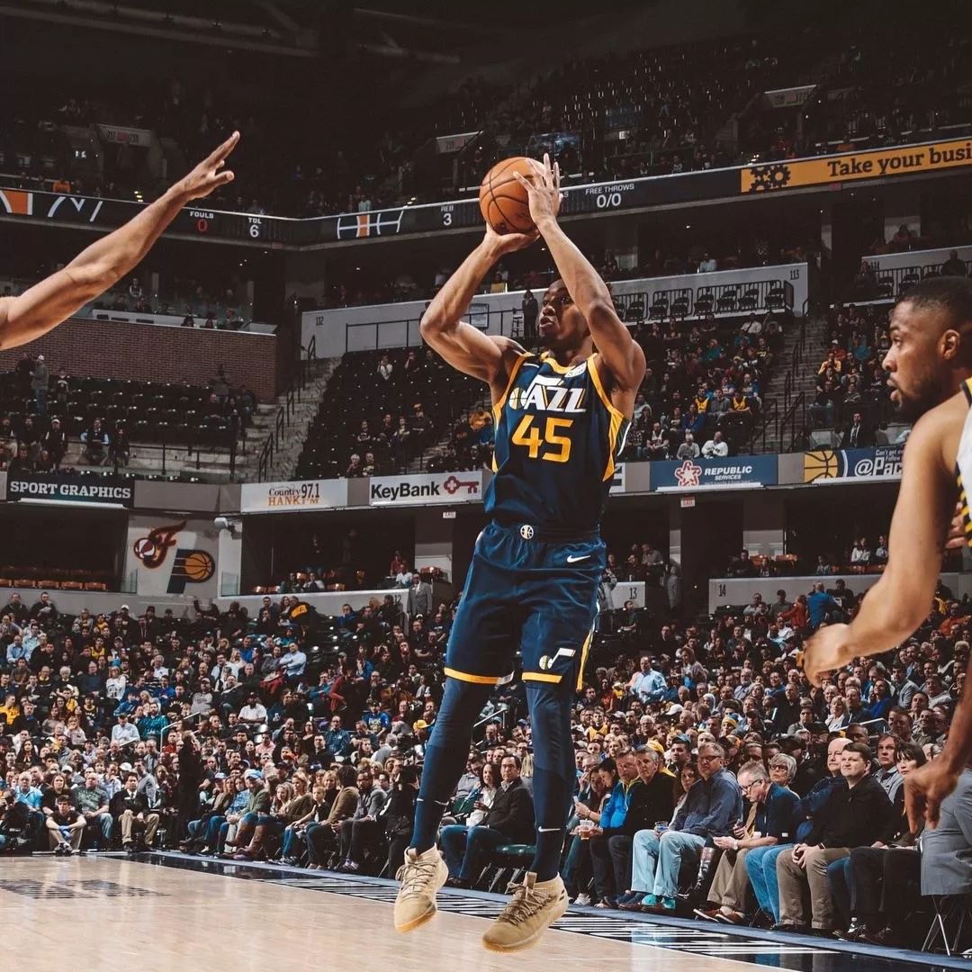 于治理架构